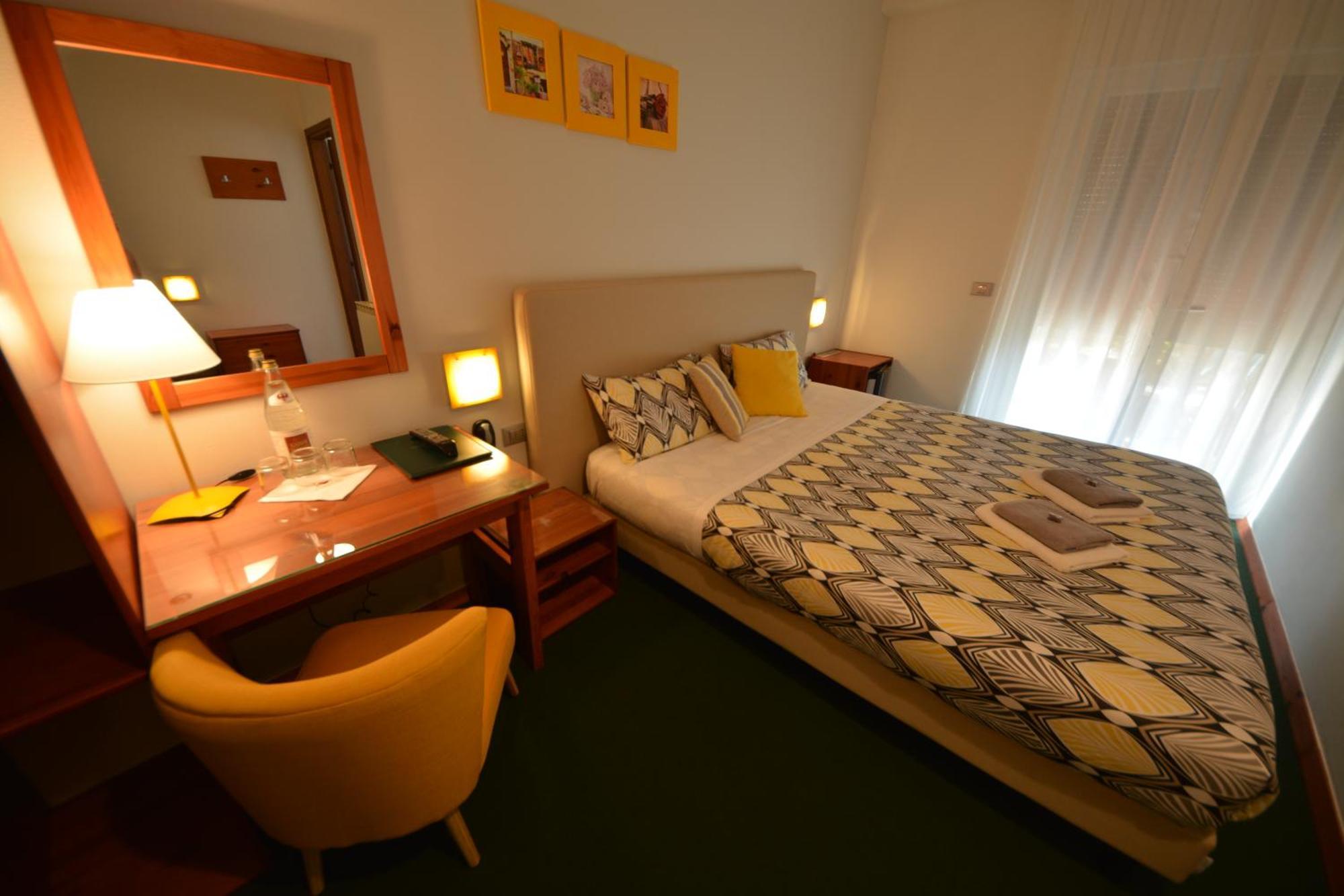 Albergo Alla Valle Di Banne Trieste Exterior foto