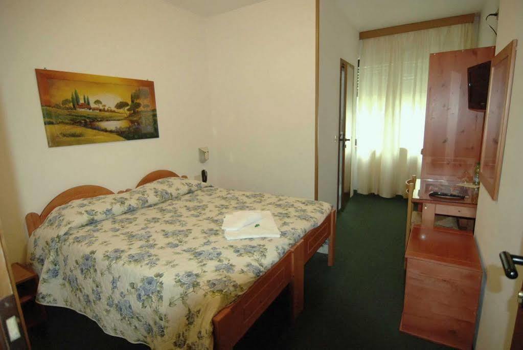 Albergo Alla Valle Di Banne Trieste Exterior foto